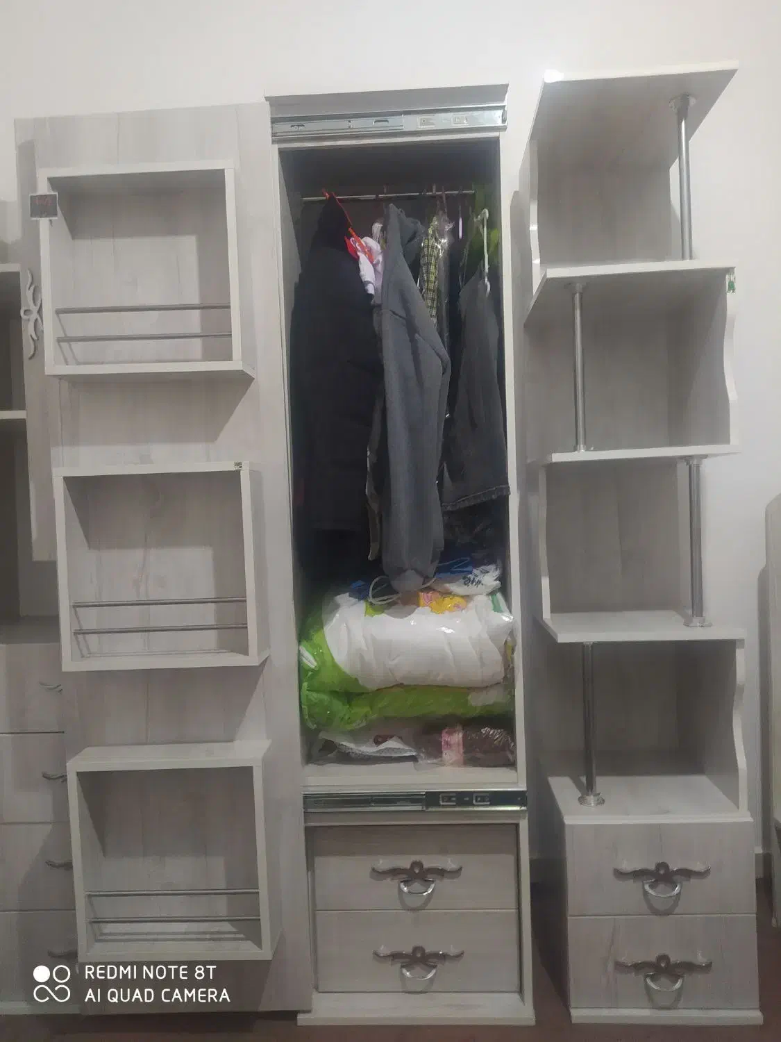 تخت و کمد بچه و نوجوان|تخت و سرویس خواب|لنگرود, |دیوار