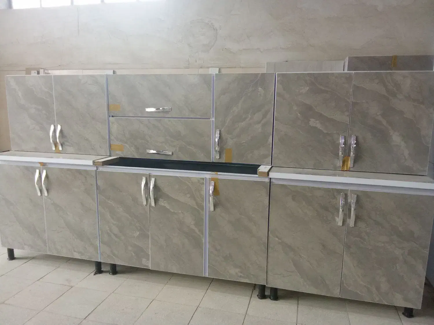 کابینت آماده نصب شش متری|مصالح و تجهیزات ساختمان|کاشان, صفی آباد|دیوار