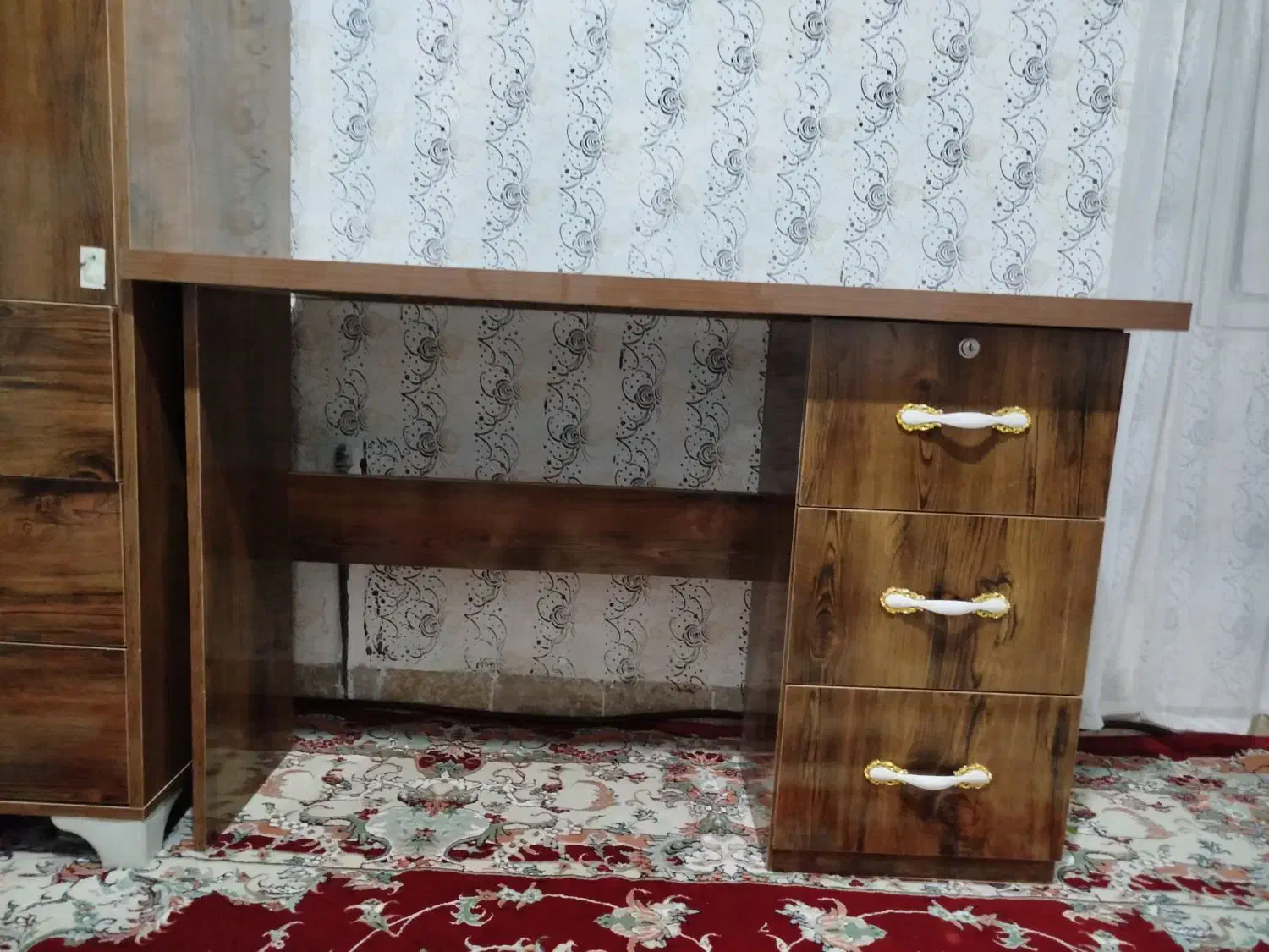 میز|میز تحریر و کامپیوتر|کرمانشاه, |دیوار