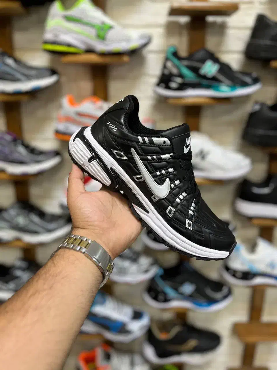 کارگر ساده آقا یا خانم کارخانه زیره کفش|استخدام صنعتی، فنی، مهندسی|بهارستان, |دیوار