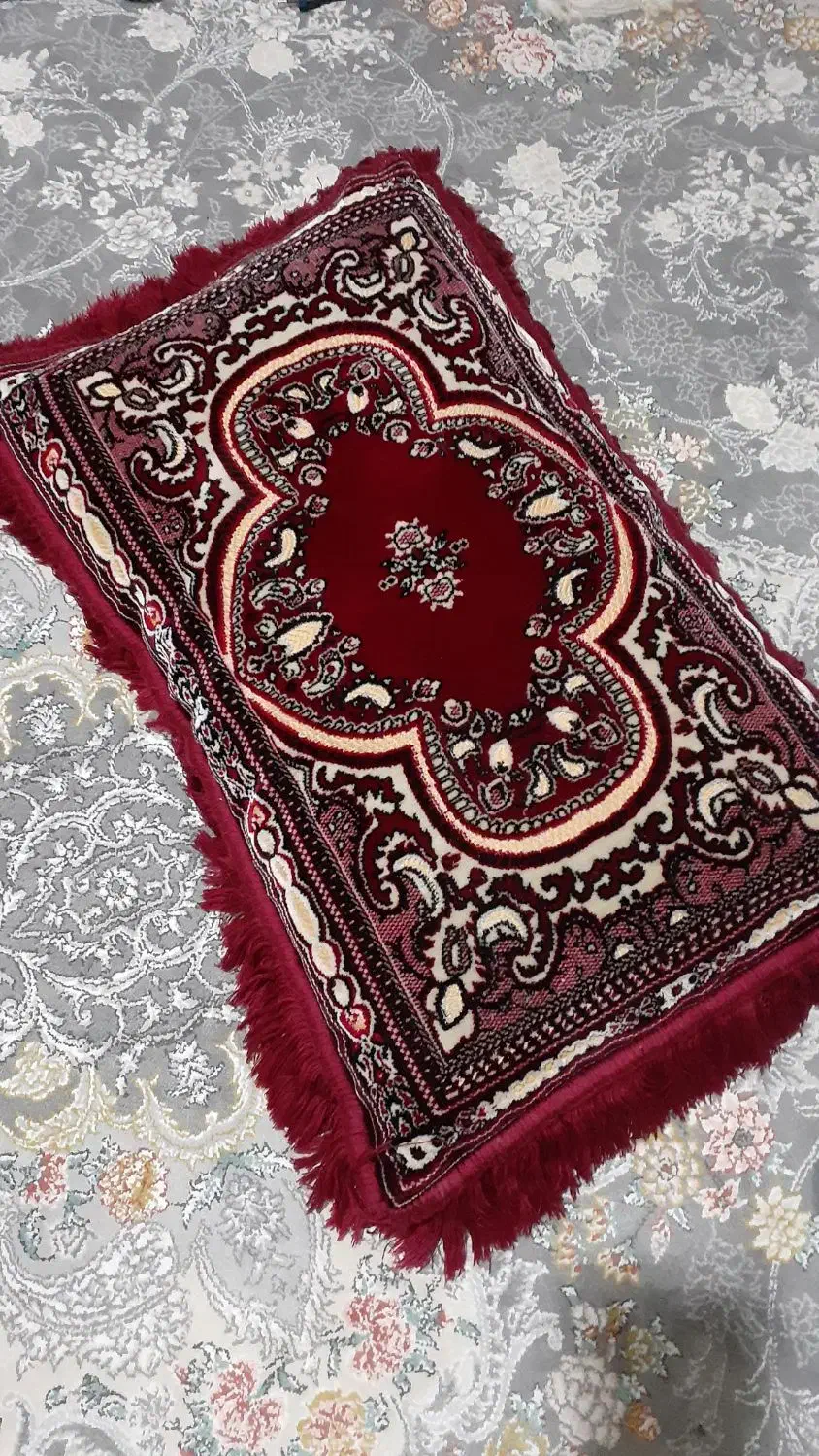 ۶عدد روبالشی طرح فرش دوروجنس مخمل مرغوب|رختخواب، بالش، پتو|سنندج, |دیوار