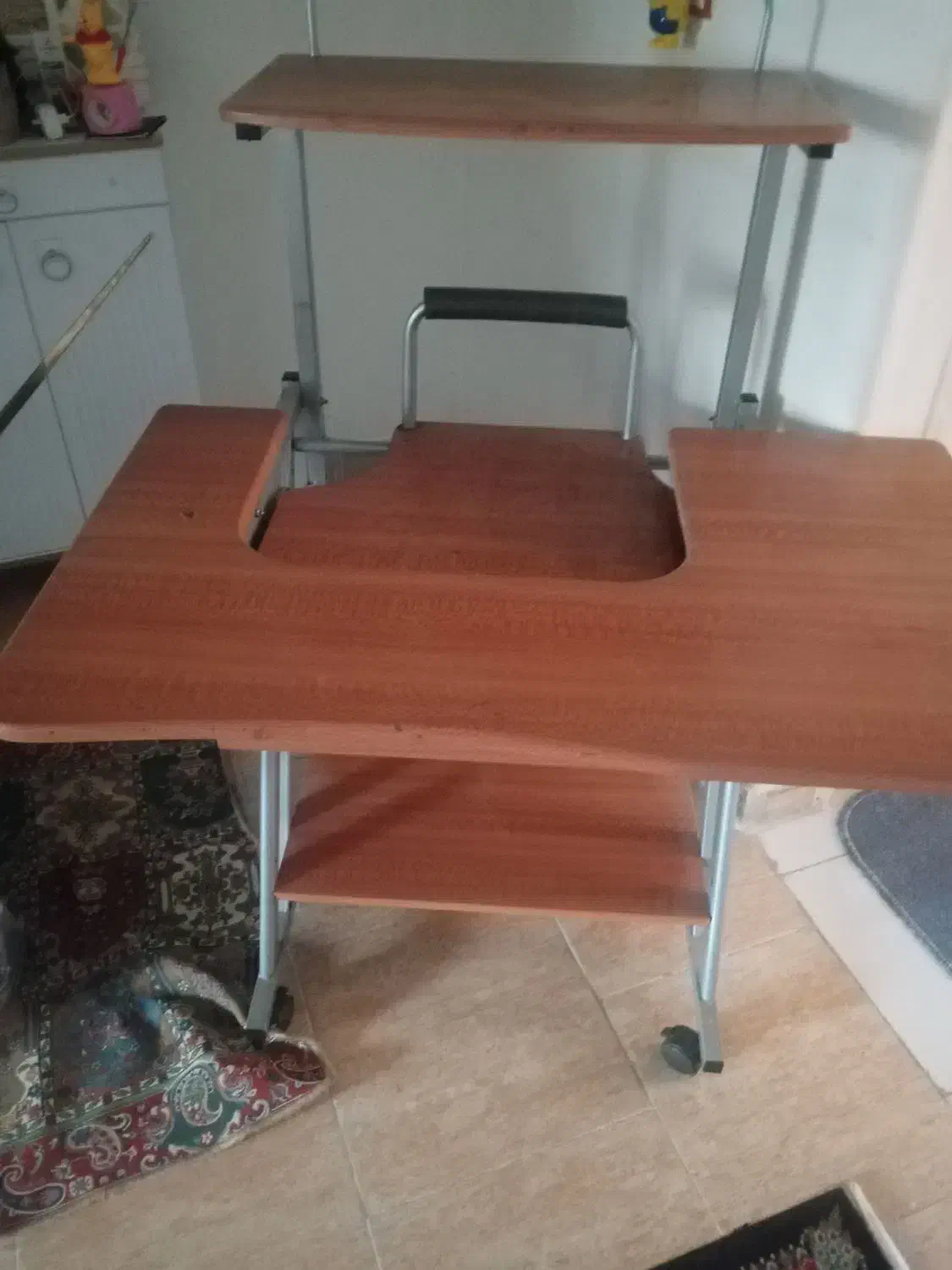 صندلی ومیزطراحی|صندلی و نیمکت|قدس, شهر‌قدس|دیوار