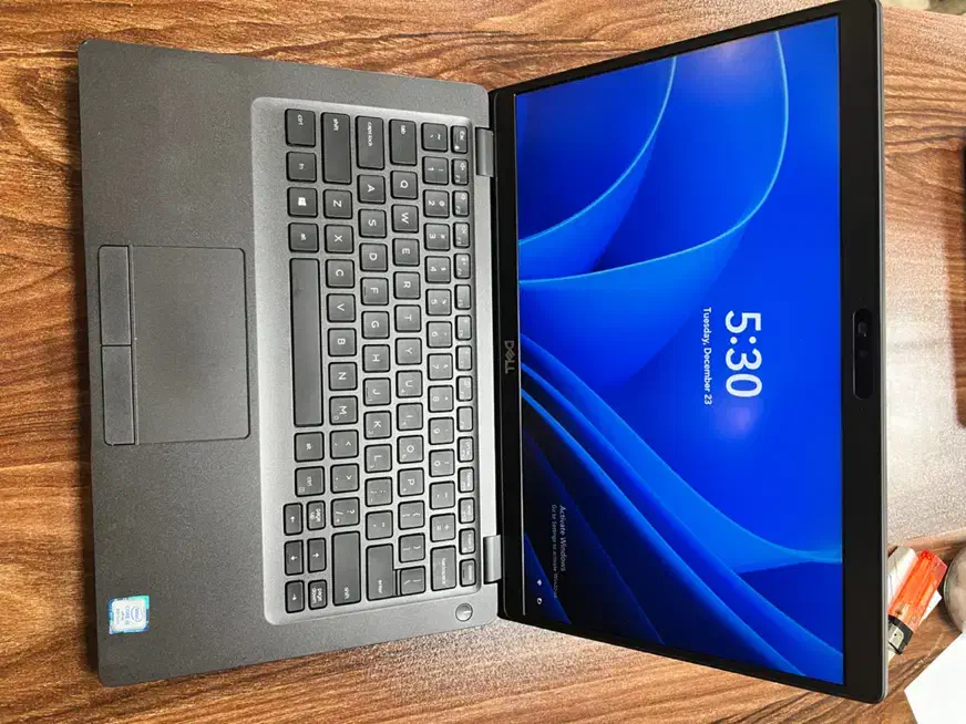 لپتاپ Dell core i5 در حد نو صفحه تمام لمسی نسل ۸|رایانه همراه|ارومیه, |دیوار