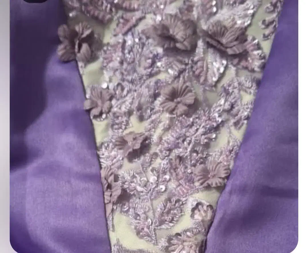 پیراهن مجلسی|لباس|رشت, دیانتی|دیوار