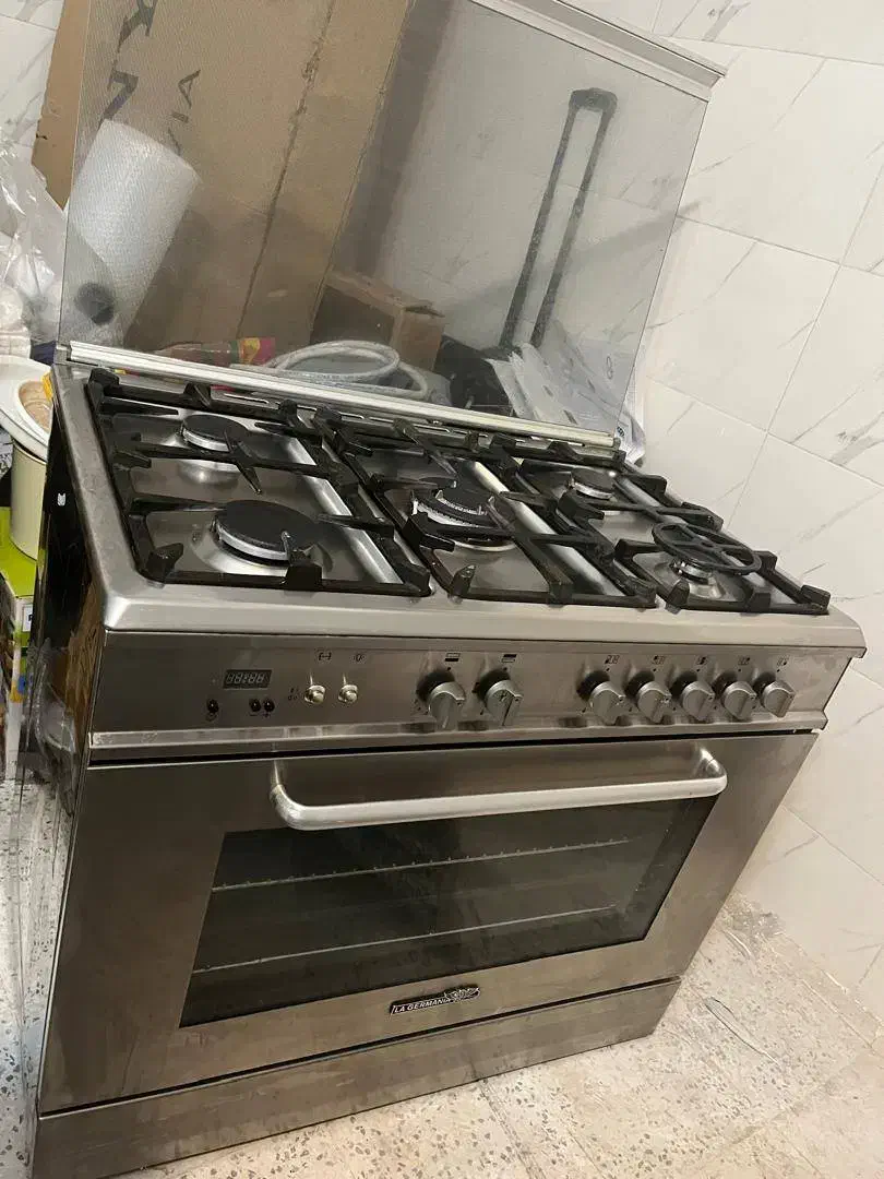 اجاق گاز فر دار ایتالیا لاجرمانیا|اجاق گاز و لوازم برقی پختوپز|هشتگرد, شهرک راه آهن|دیوار