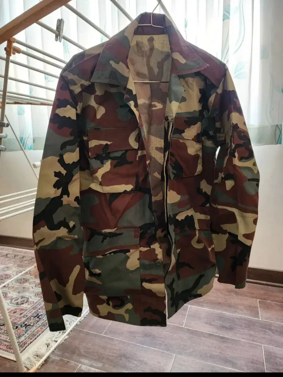 لباس سربازی|لباس|لنگرود, |دیوار