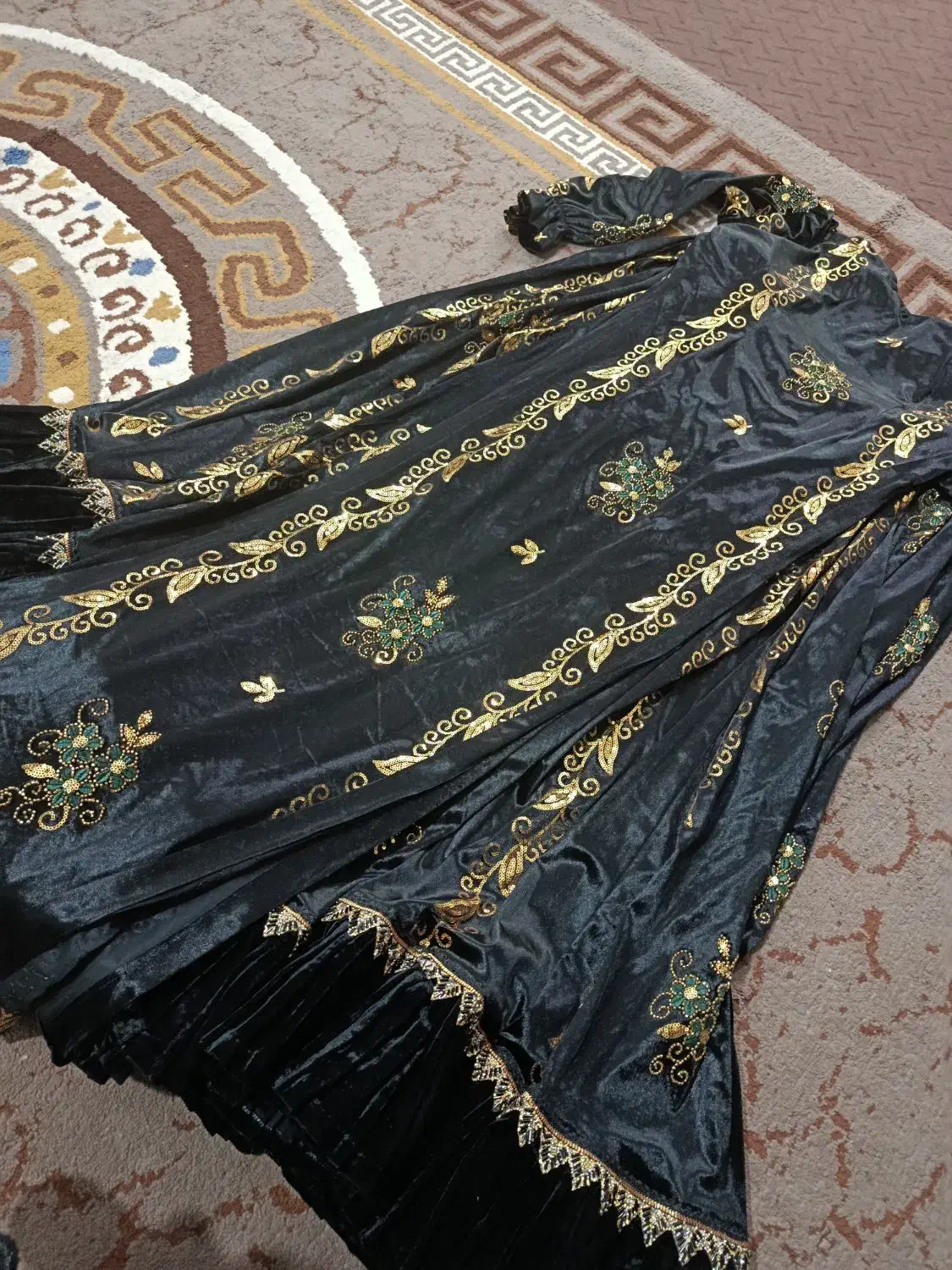 لباس محلی|لباس|یاسوج, |دیوار