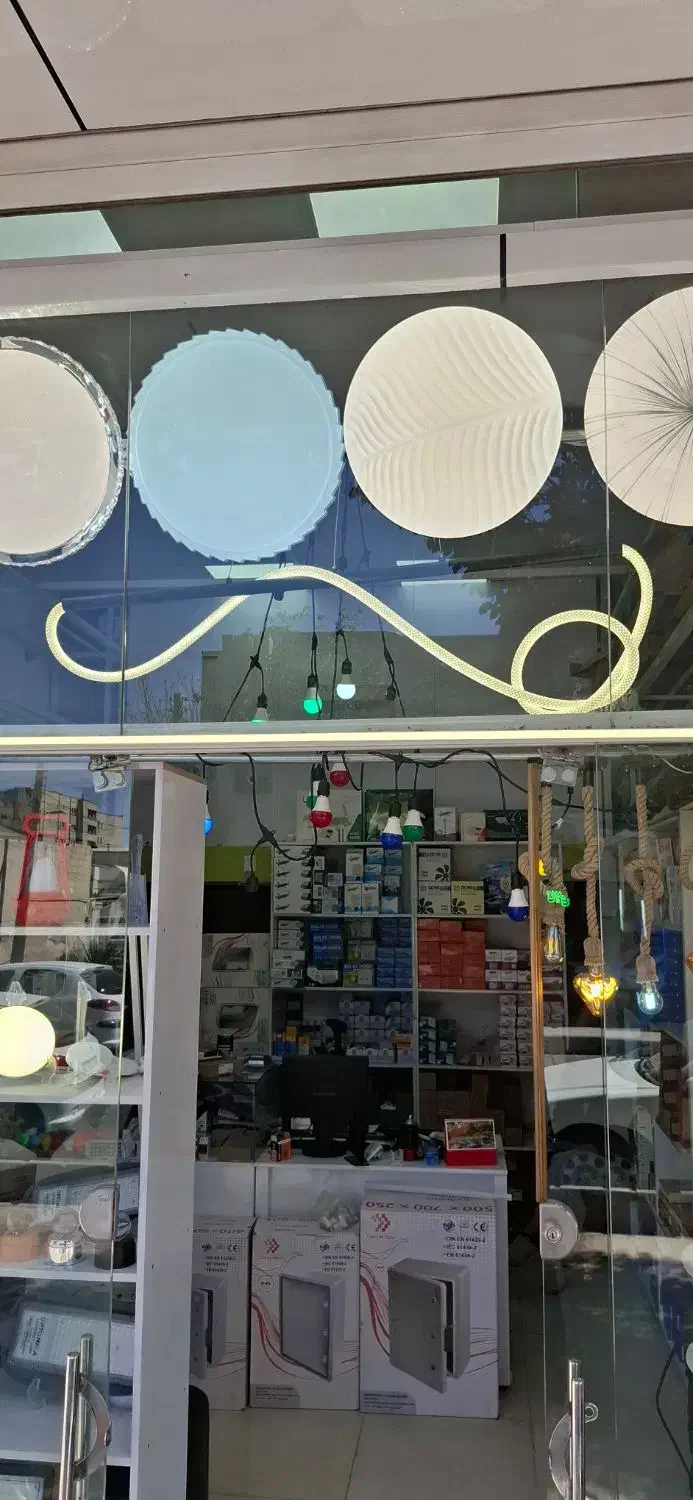 لوازم الکتریکی نقد و اقساط|لامپ و چراغ|کرمان, |دیوار