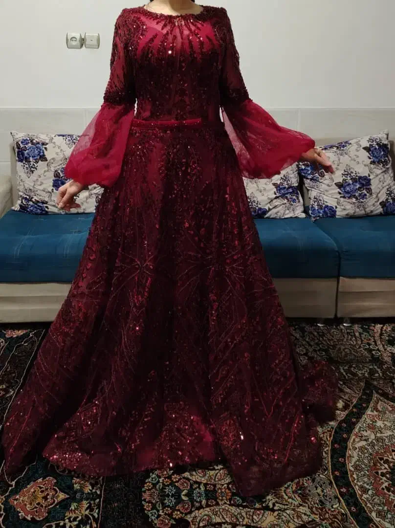 لباس مجلسی سنگ دوزی شده بدون ریزش تنخور بسیار شیک|لباس|شیراز, شریف‌آباد|دیوار