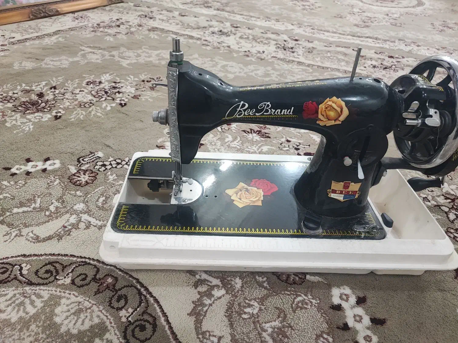 چرخ خیاطی|چرخ خیاطی و ریسندگی|میبد, |دیوار