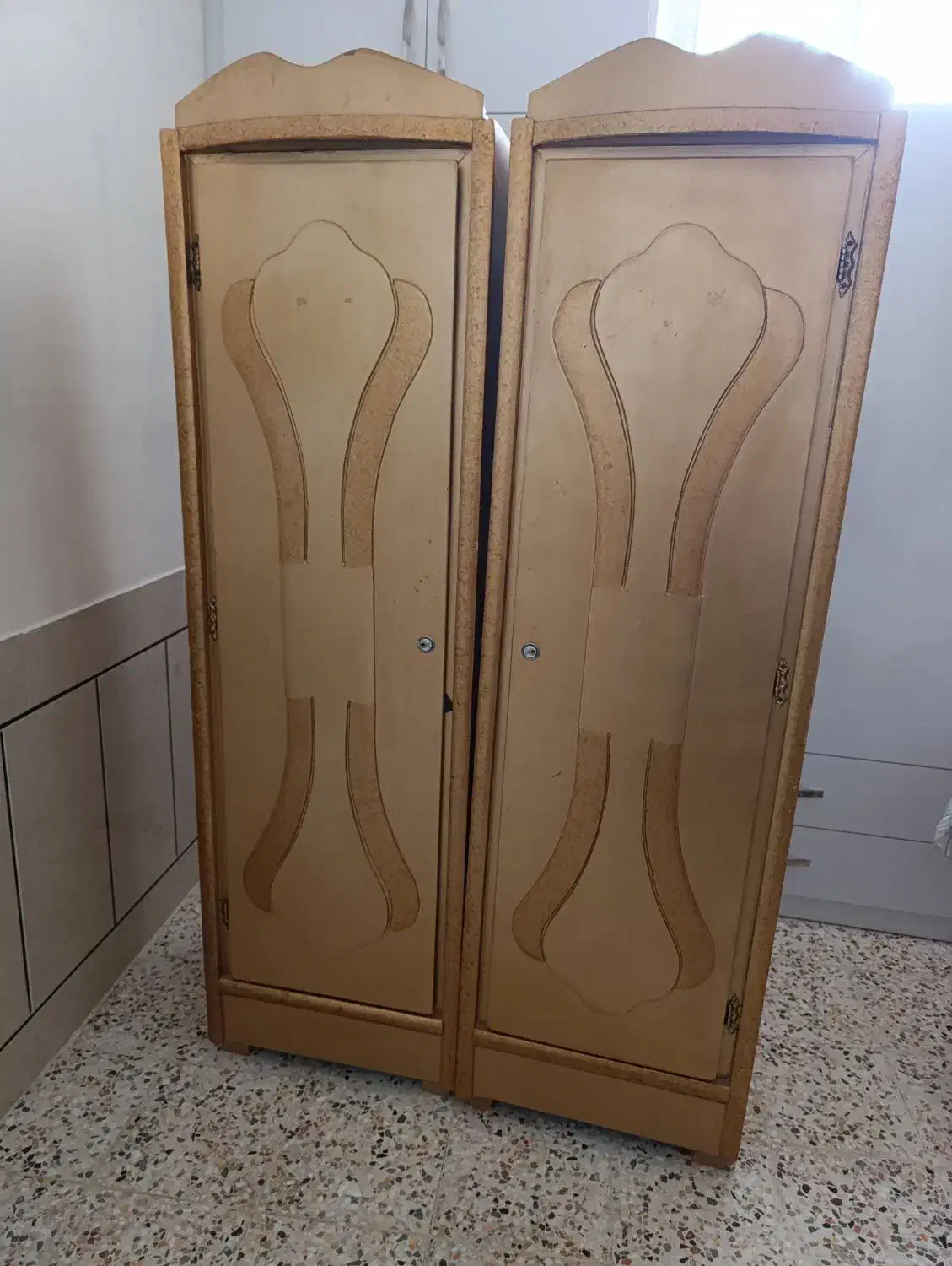 کمد|جاکفشی، کمد، دراور|اصفهان, مارچین|دیوار