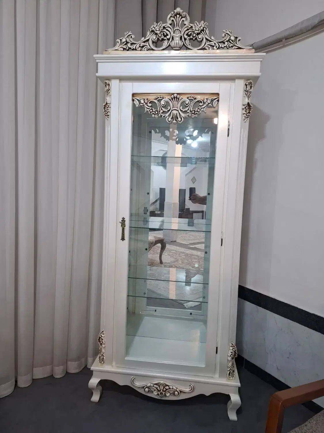 بوفه ( کاملا سالم و بدون ایراد )|بوفه، ویترین، کنسول|کرمانشاه, |دیوار