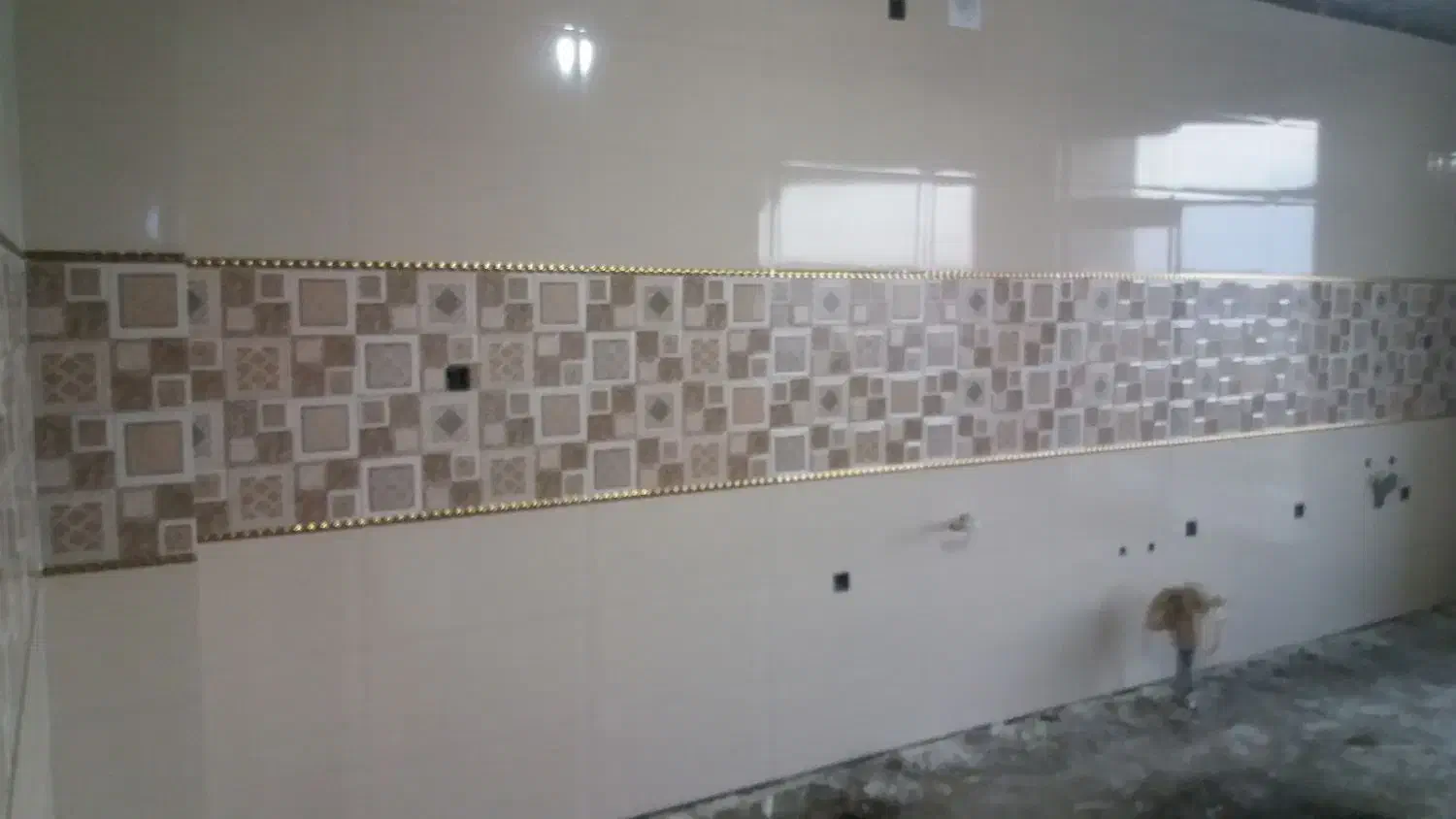 انجام کلیه کار کاشیکاری|خدمات پیشه و مهارت|سنقر, |دیوار