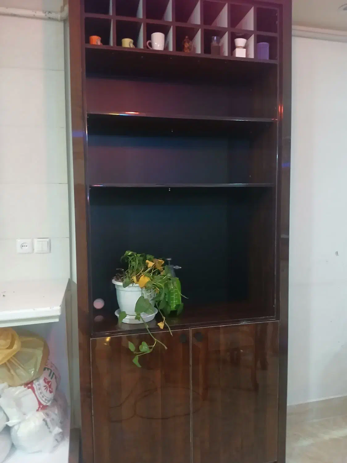 تعمیرات کابینت .چوب|خدمات پیشه و مهارت|سیرجان, |دیوار