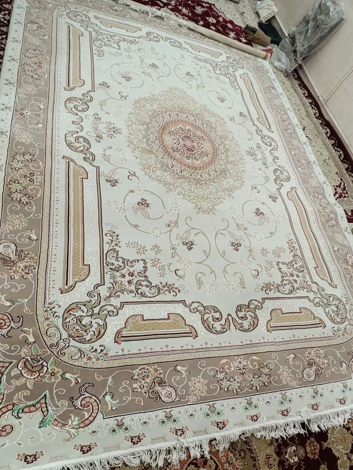 فرش ۹ متری قالیشویی رفته پول لازمم|فرش|کرج, حصارک پایین|دیوار