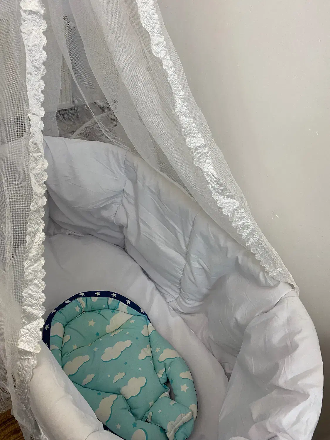 گهواره نینی لای لای و آغوشی|کالسکه و لوازم جانبی|اردبیل, |دیوار