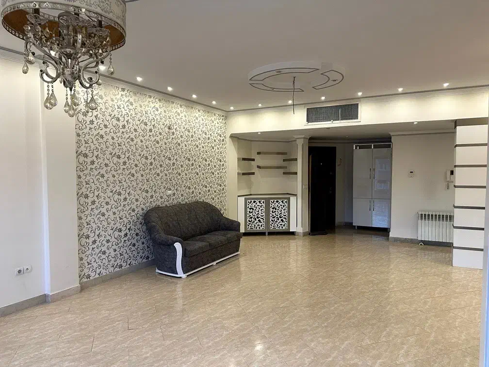 ۱۴۵ متر /سه خواب/ نورگیر /بهترین لوکیشن شهرکOPG