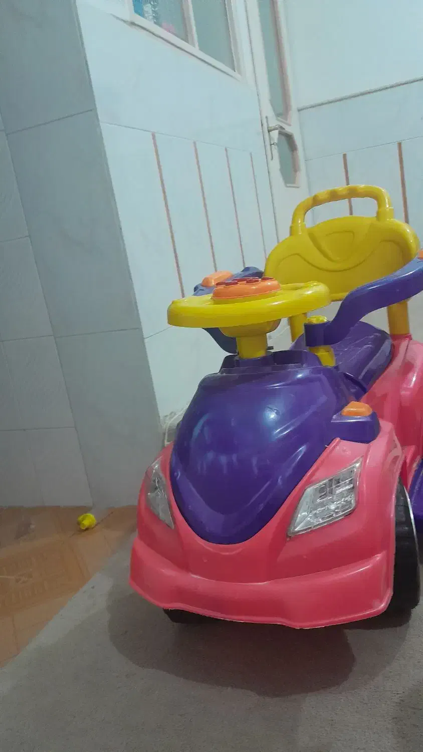 ماشین کودکانه|اسباب‌بازی بچه|قم, علی آباد سعدگان|دیوار