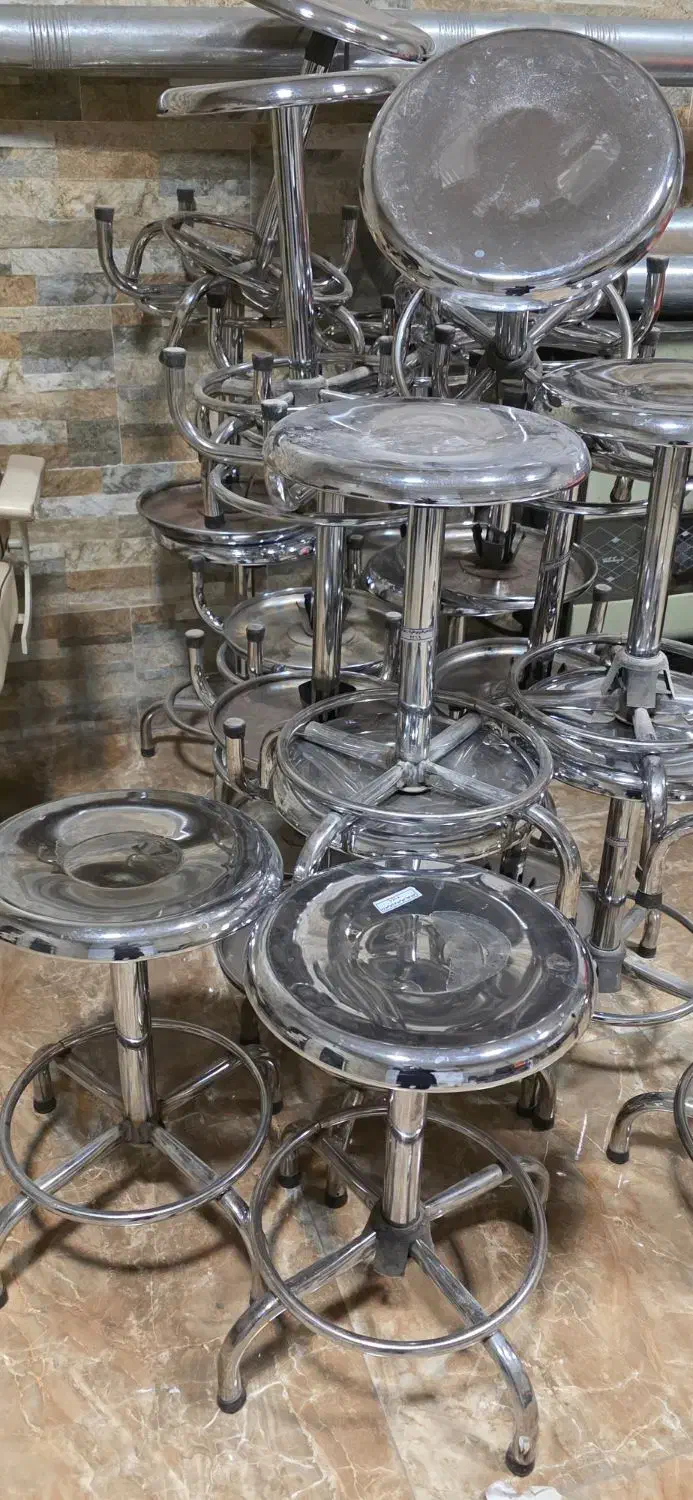 فروش فوری باقیمت بسیارعالی وسایل مرکز آموزشی|دفتر کار|کرمان, |دیوار