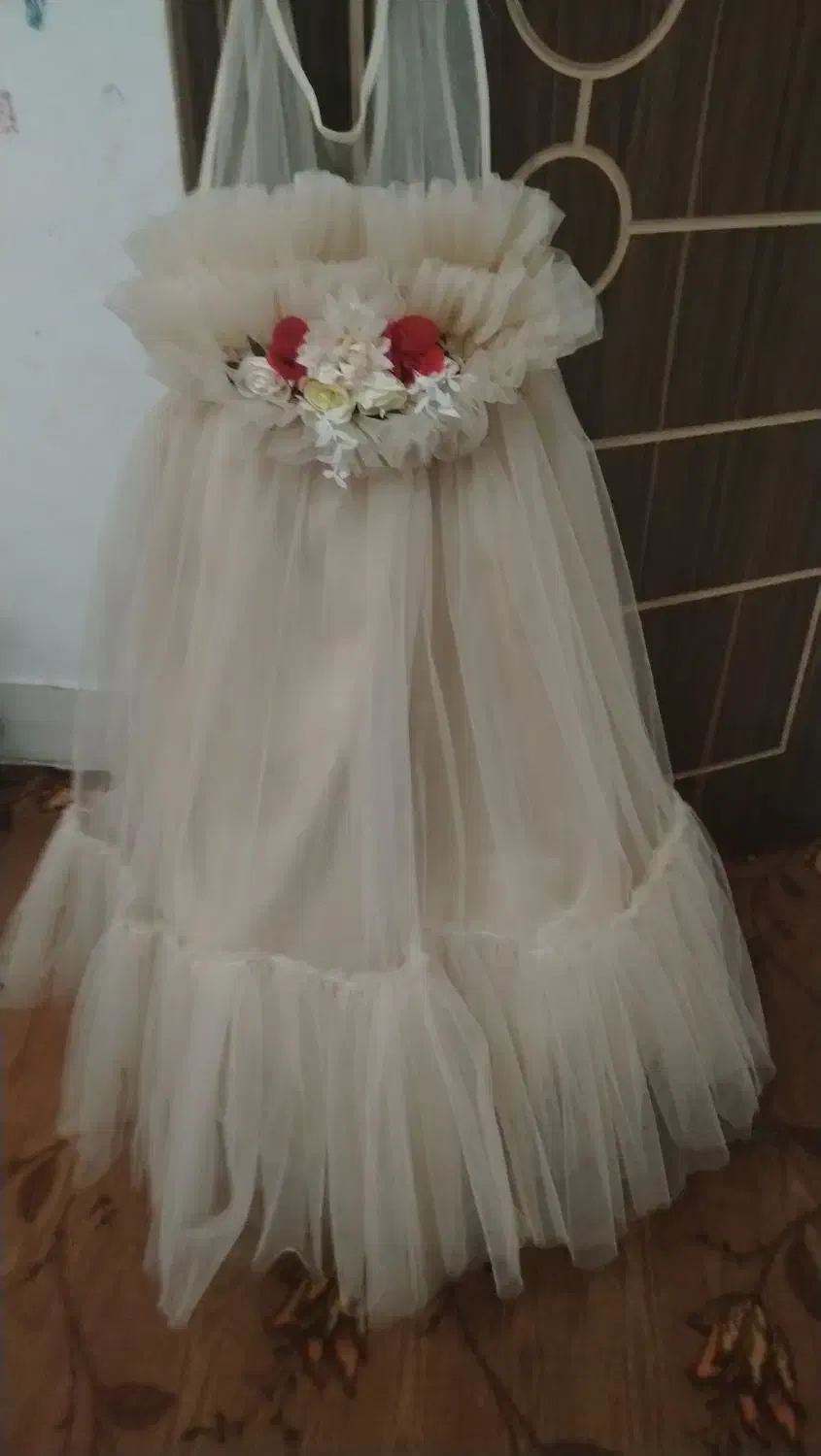 لباس عروس دختر بچه|لباس|نجفآباد, یزدانشهر|دیوار