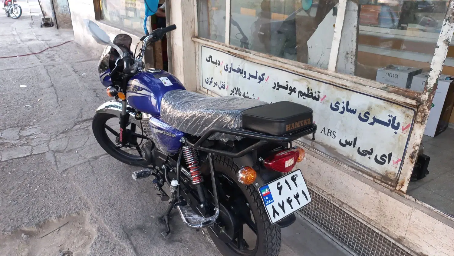 موتور بوکسر ۲۰۰ همتاز ۱۴۰۱ درحد خشک سکه شرایطی|موتورسیکلت|قم, ولیعصر|دیوار