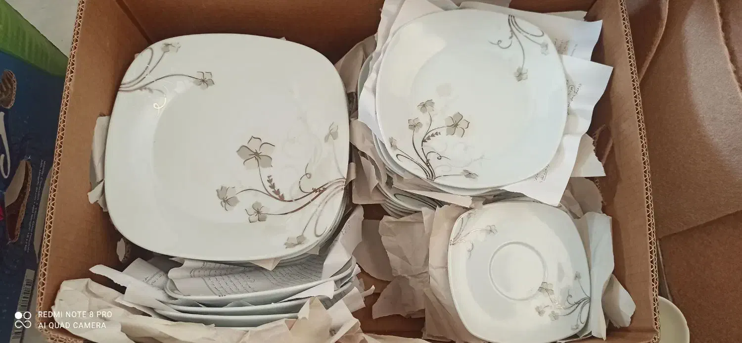 ظرف چینی جنس عالی|ظروف سرو و پذیرایی|روانسر, |دیوار