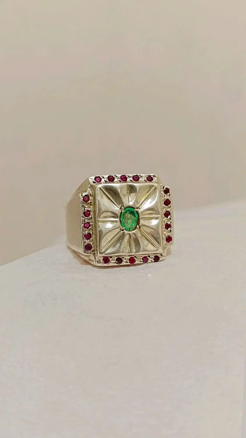 زمرد کلمبیا|جواهرات|ساوه, |دیوار