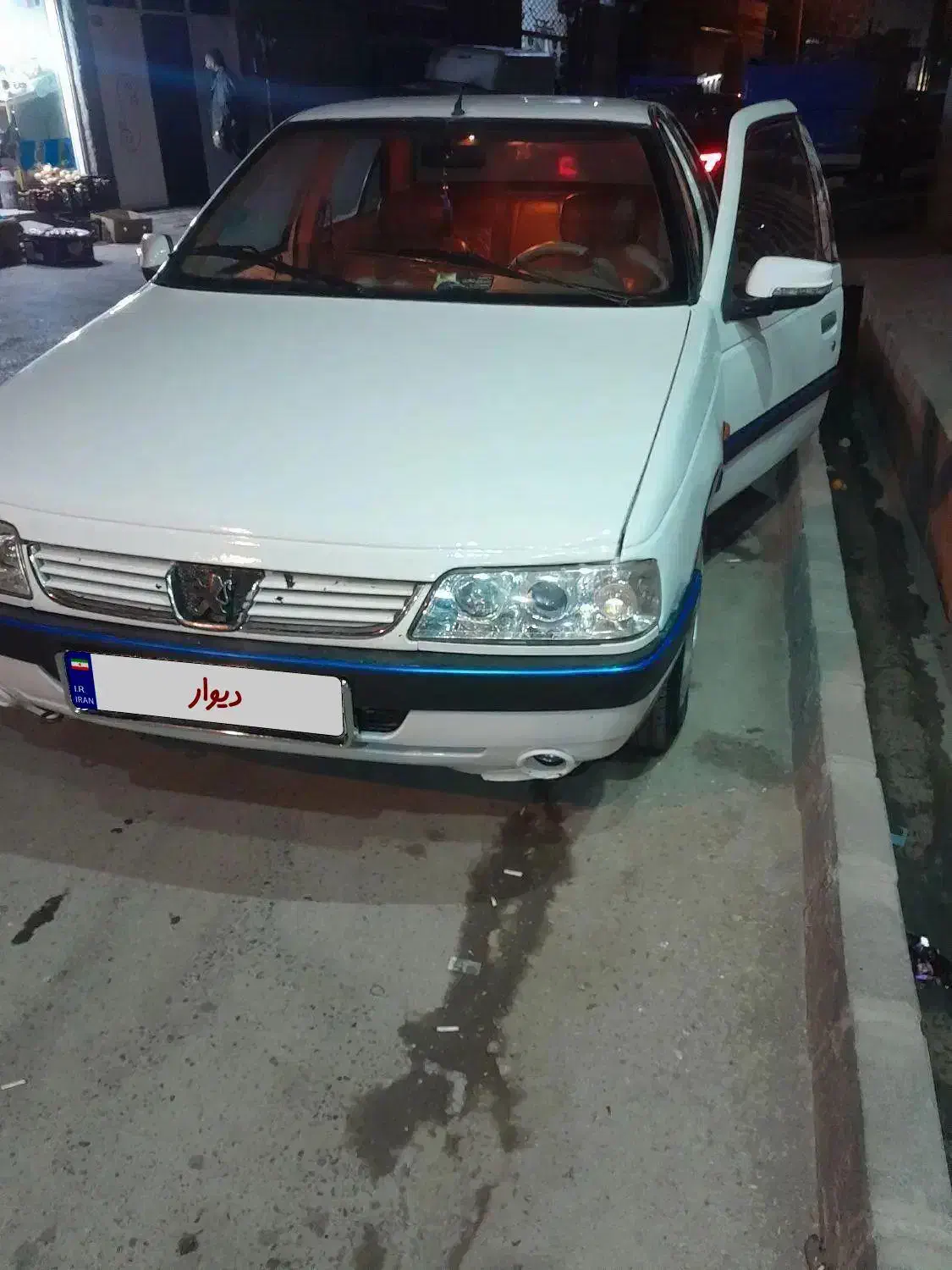 پژو۴۰۵بنزینی|خودرو سواری و وانت|مشهد, موعود|دیوار