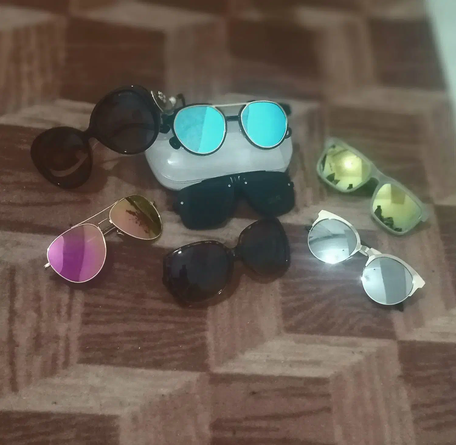 اکسسوری،عینکهای  اسپرت فانتزی|زیورآلات و اکسسوری|قم, سراجه (۱۵ خرداد)|دیوار