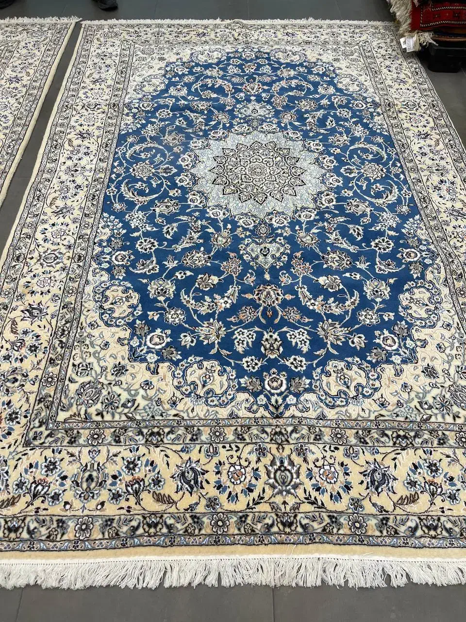 فرش دستباف (بساک)جفت ۶ متری نایین زیبا|فرش|مشکین‌دشت, |دیوار