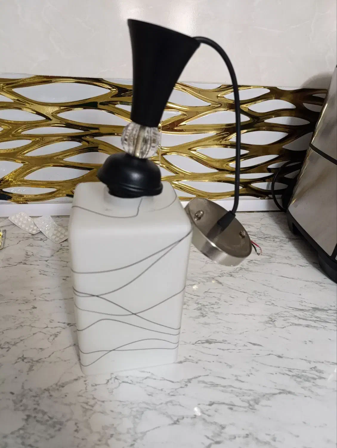 لوستر تکی|لوستر و چراغ آویز|تبریز, |دیوار