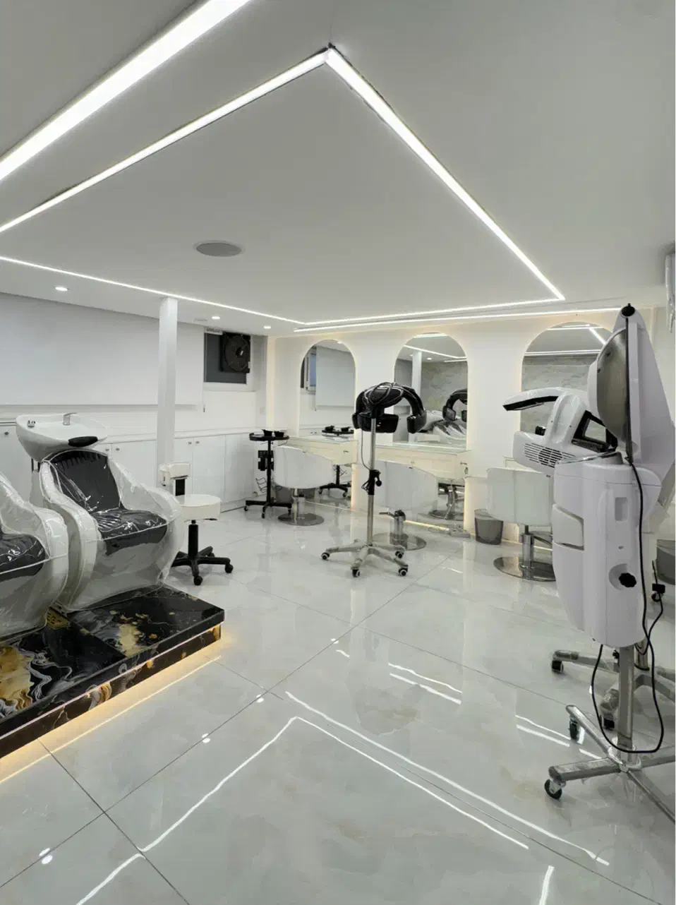 اجاره اتاق سالن زیبایی|اجارهٔ مغازه و غرفه|تهران, زعفرانیه|دیوار