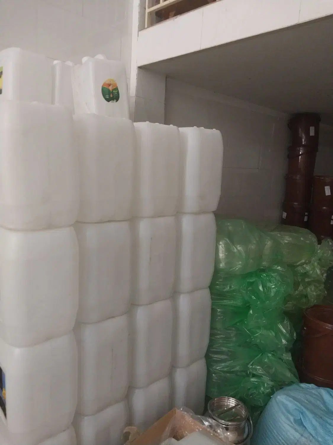 دبه وسطل پلاستیکی|ظروف نگهدارنده، پلاستیکی، یکبارمصرف|یزد, |دیوار