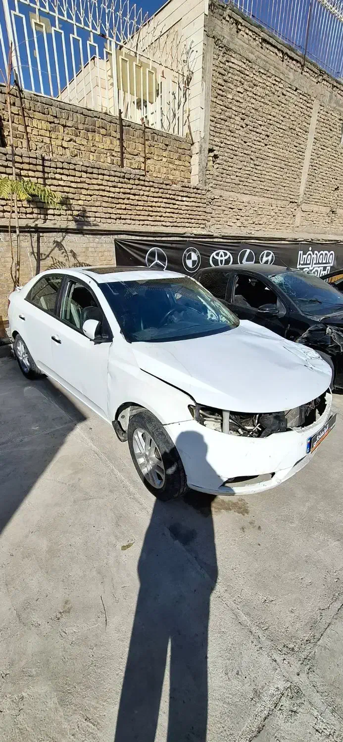 کیا سراتو اتومات / تصادفی|خودرو سواری و وانت|مشهد, هنرستان|دیوار