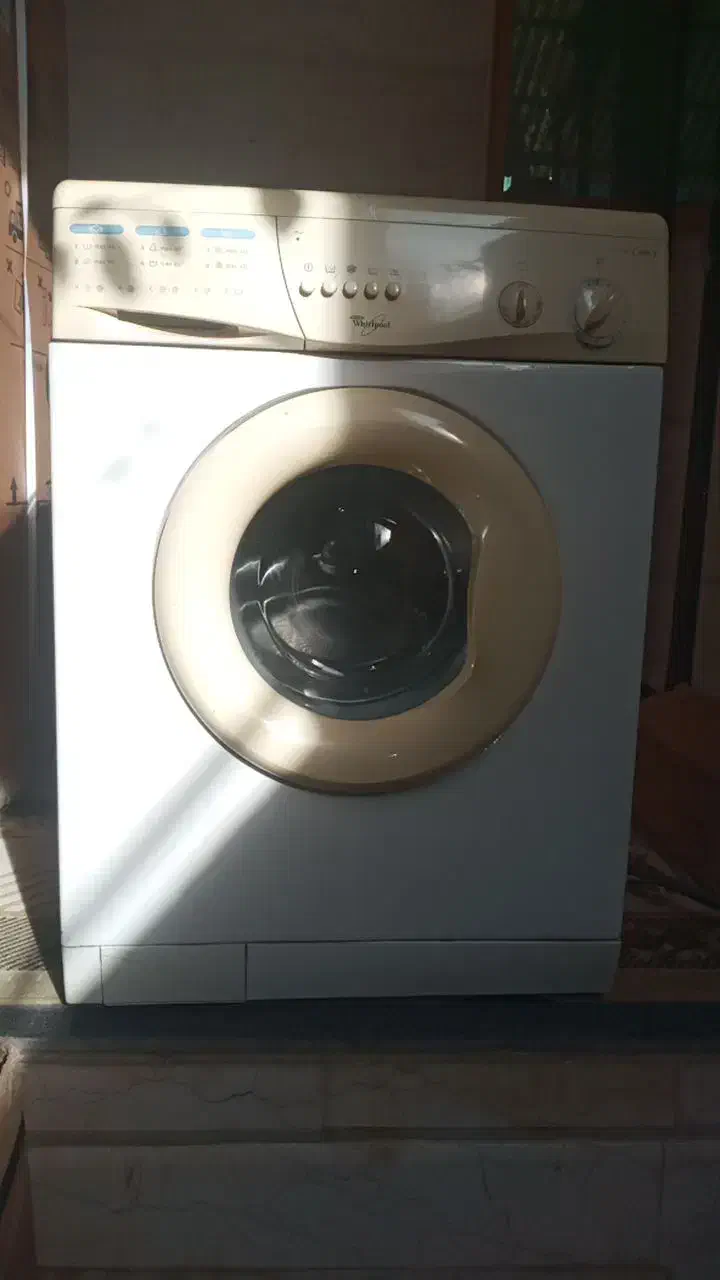 لباسشویی ۵ کیلویی|ماشین لباسشویی و خشک‌کن لباس|رشت, خرسندی|دیوار
