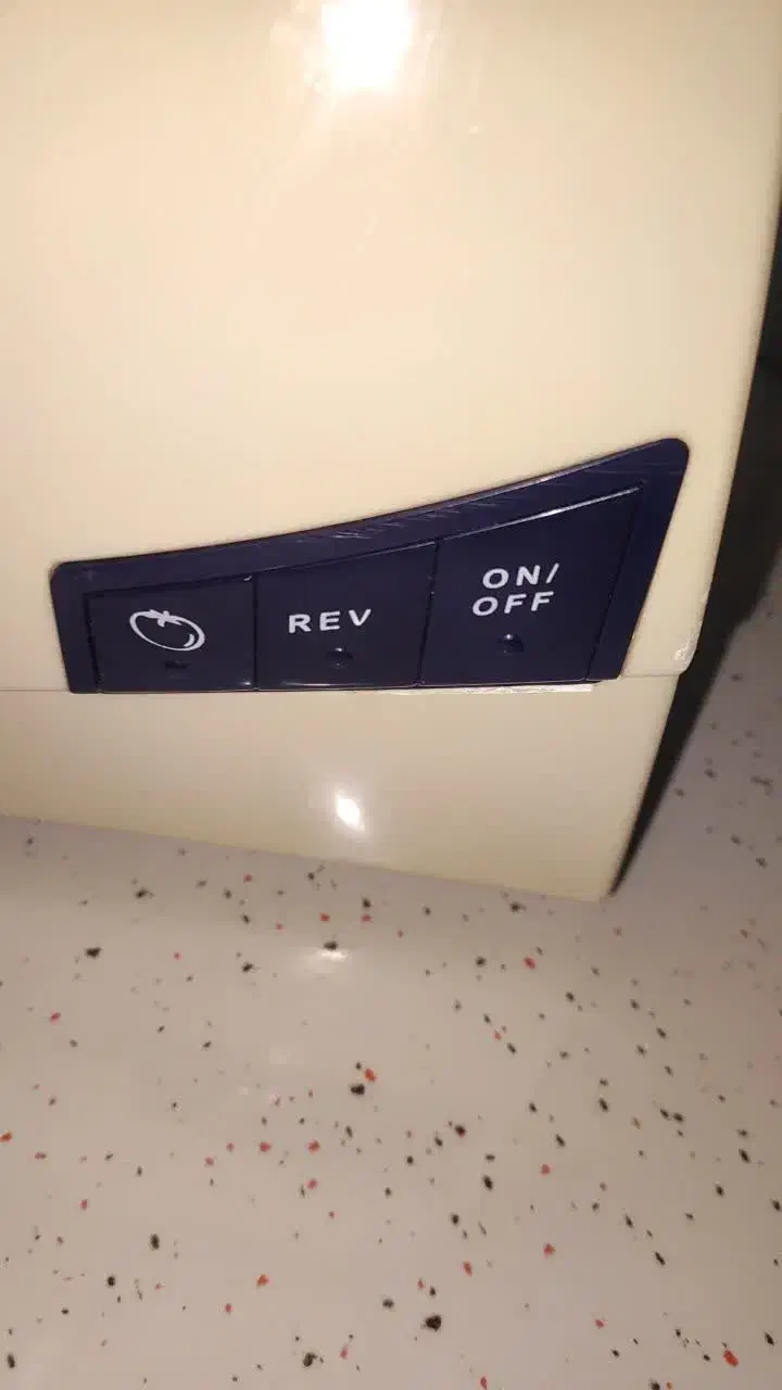 چرخ گوشت وسرخ کن|خردکن، آسیاب، غذاساز|قم, شهرک فاطمیه|دیوار