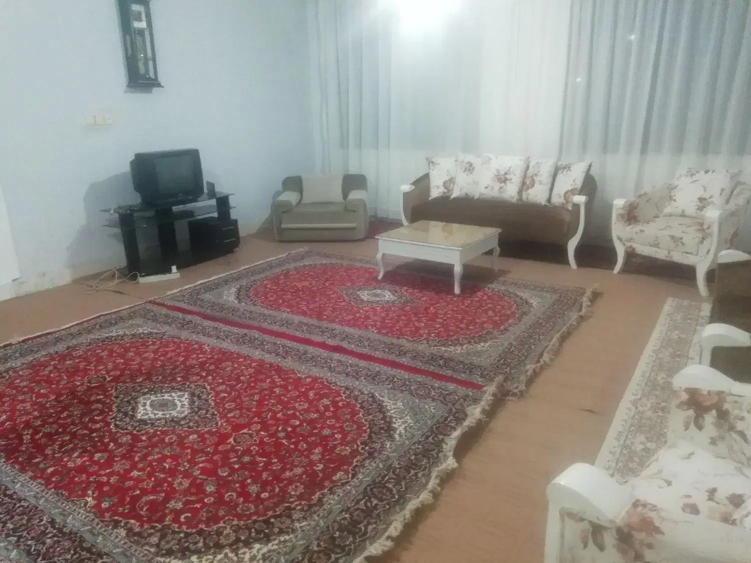 سوئیت منزل شخصی نزدیک حرم|اجارهٔ کوتاه‌مدت آپارتمان و سوئیت|مشهد, کارمندان دوم|دیوار