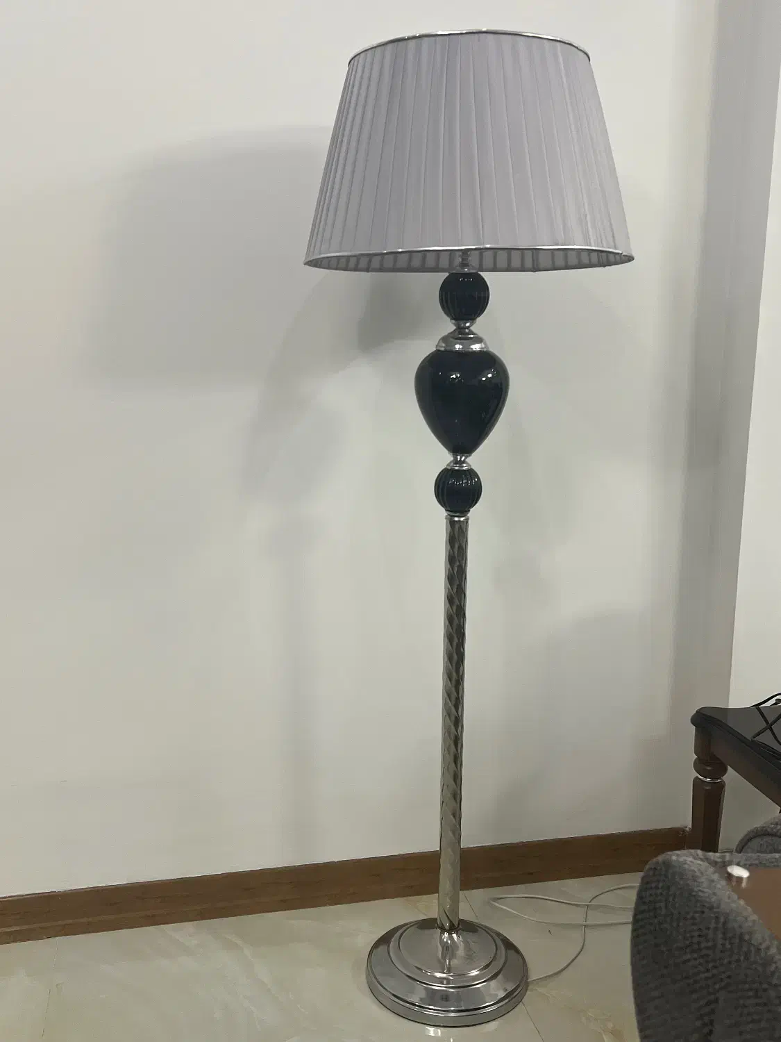 آباژور ایستاده|چراغ خواب و آباژور|اراک, |دیوار