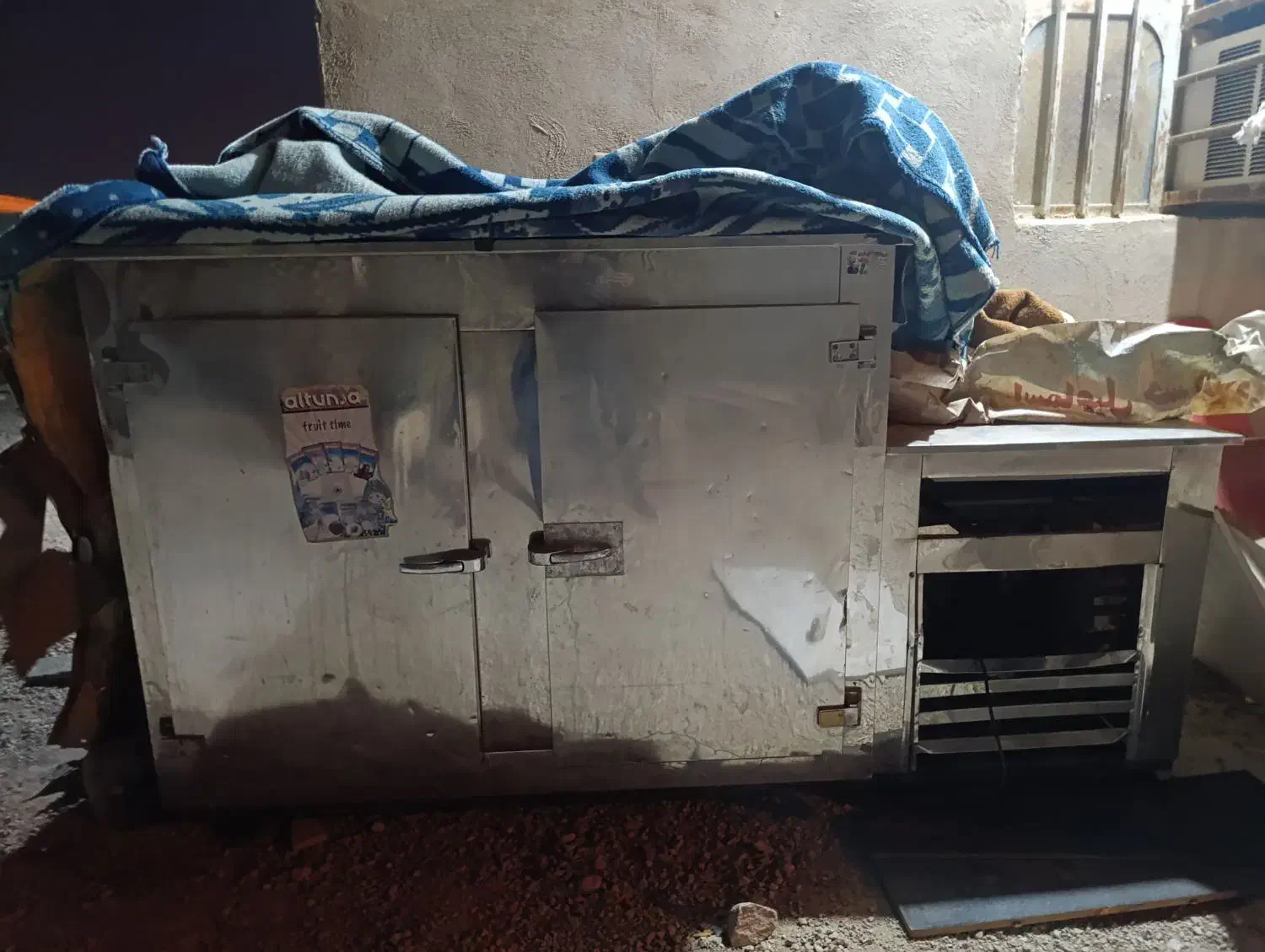 یخچال ویترینی و میز|فروشگاه و مغازه|برازجان, |دیوار