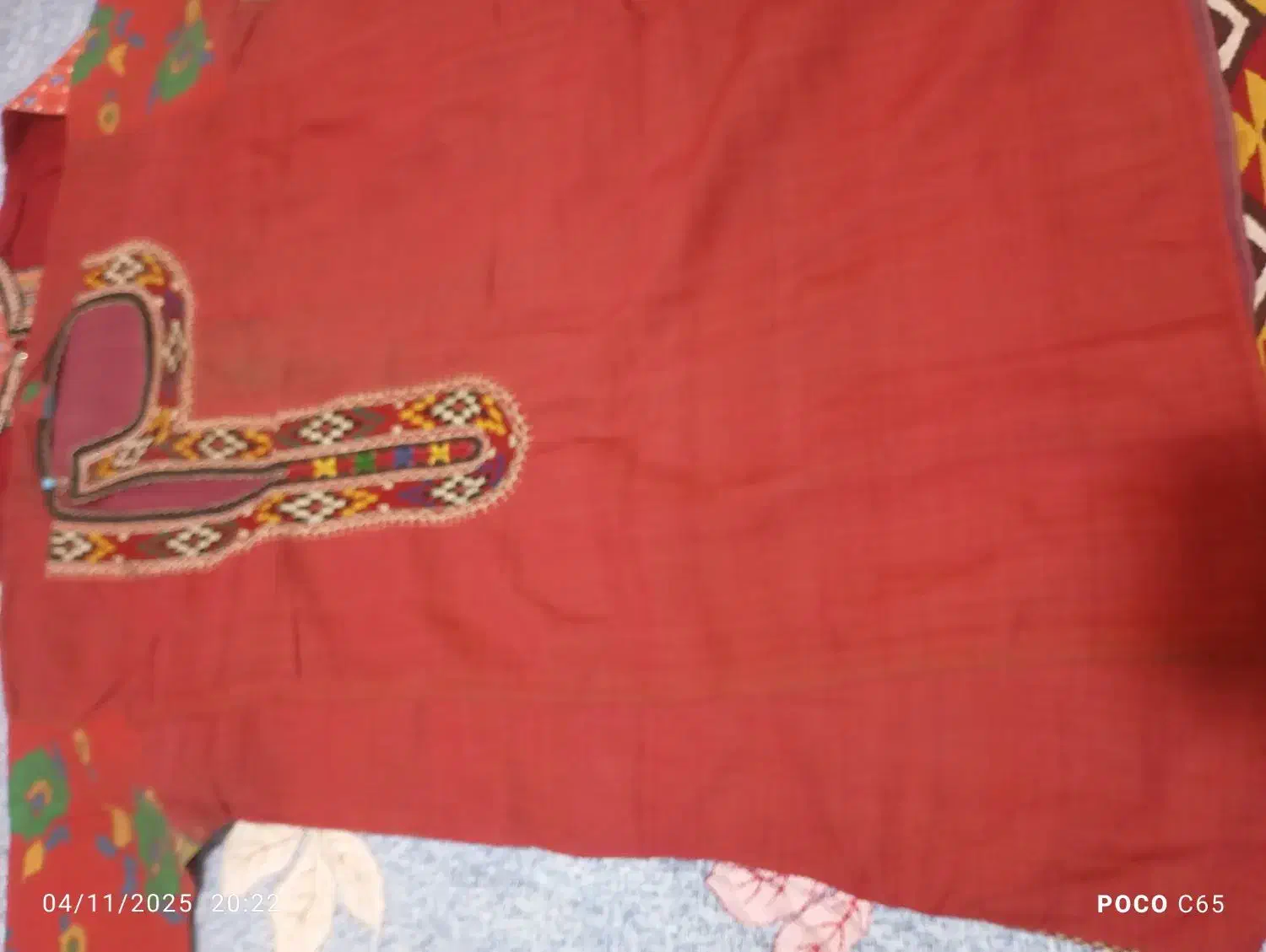 لباس محلی|لباس|مشهد, شهید قربانی|دیوار