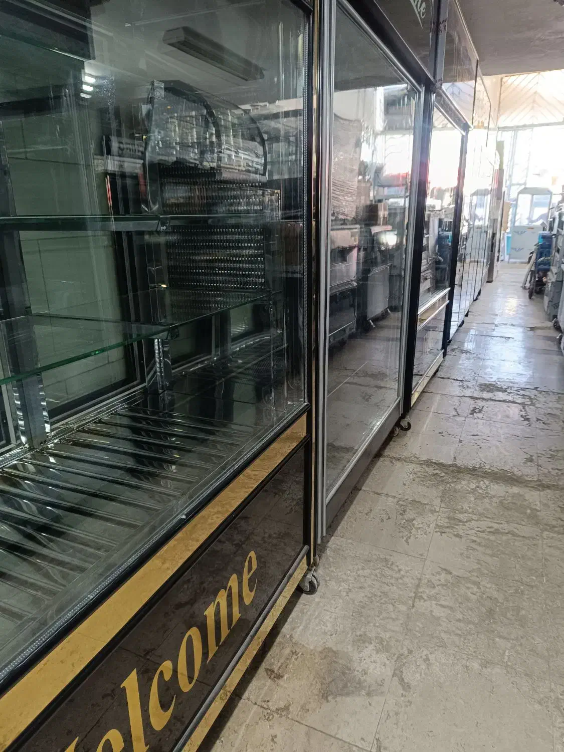 لوازم رستوران/فست فود/کافی شاپ /یخچال و فریزر|کافی‌شاپ و رستوران|یزد, |دیوار