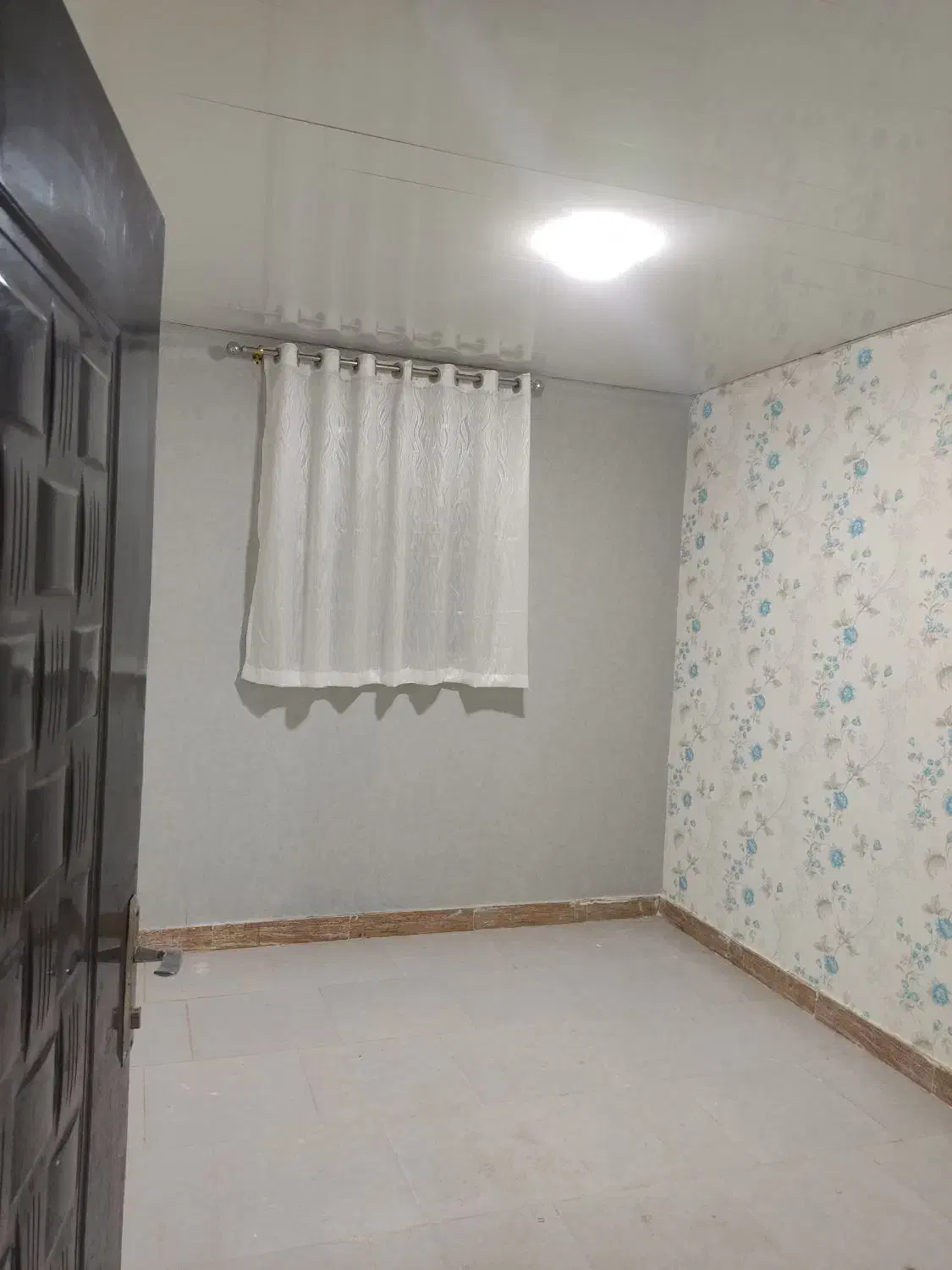 کاغذ دیواری/کناف/ پی وی سی/سقف کاذب/ ماربل کف پوش|خدمات پیشه و مهارت|بندر ماهشهر, |دیوار