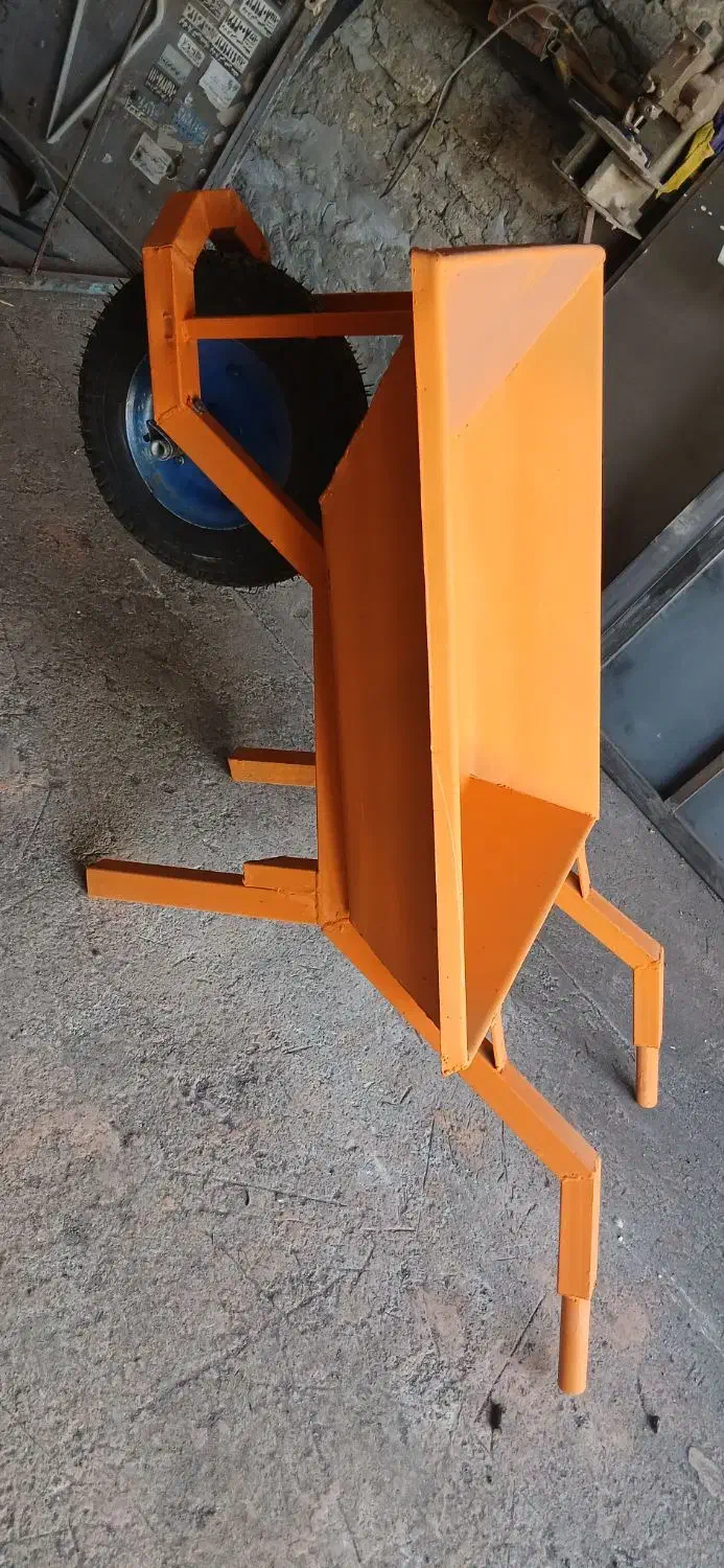 فرغون  بیل  تبر|ابزارآلات|گرگان, |دیوار