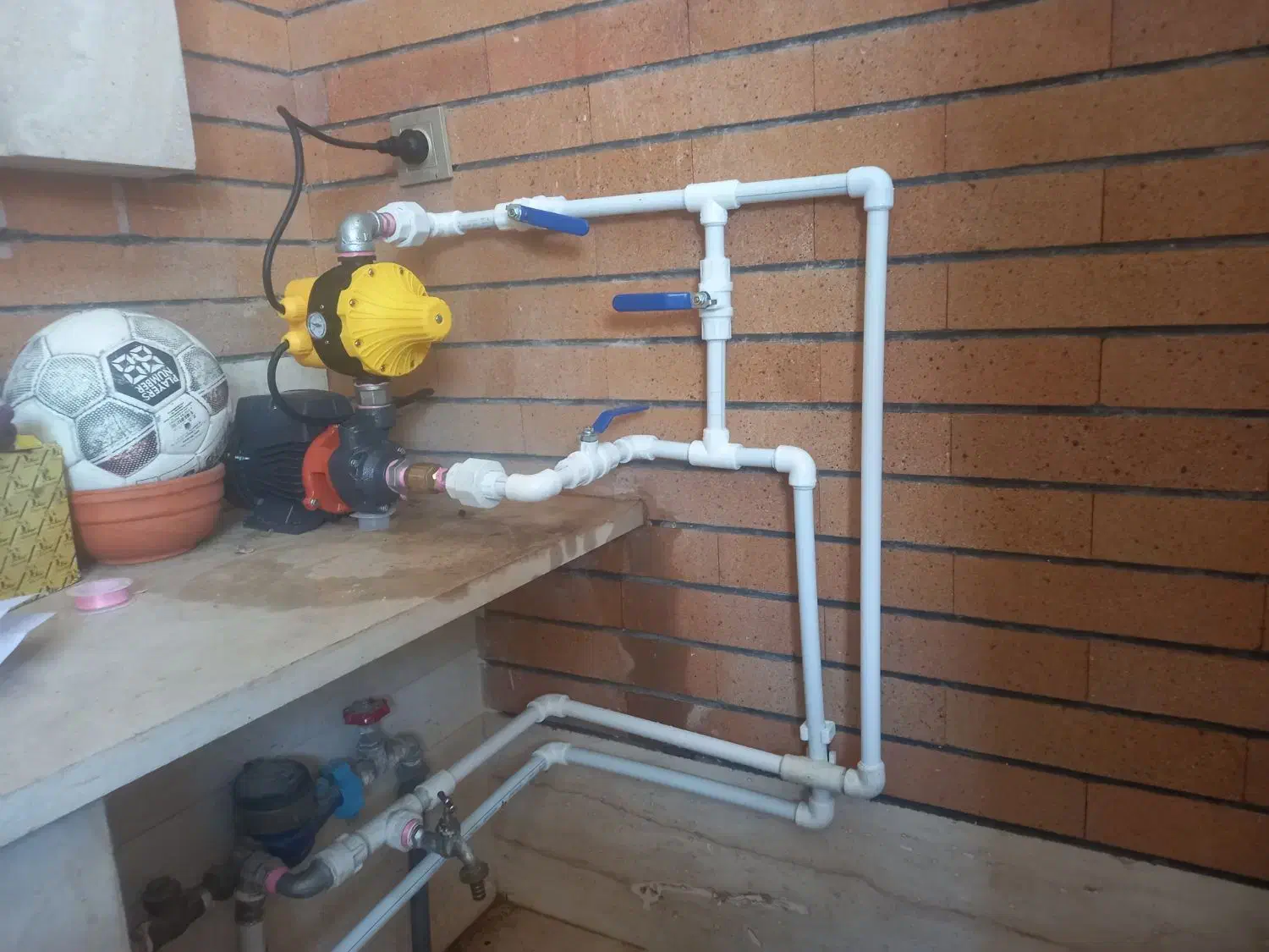 لوله کشی نصب ابگرمکن و پمپ و شیر الات|خدمات پیشه و مهارت|سیرجان, |دیوار