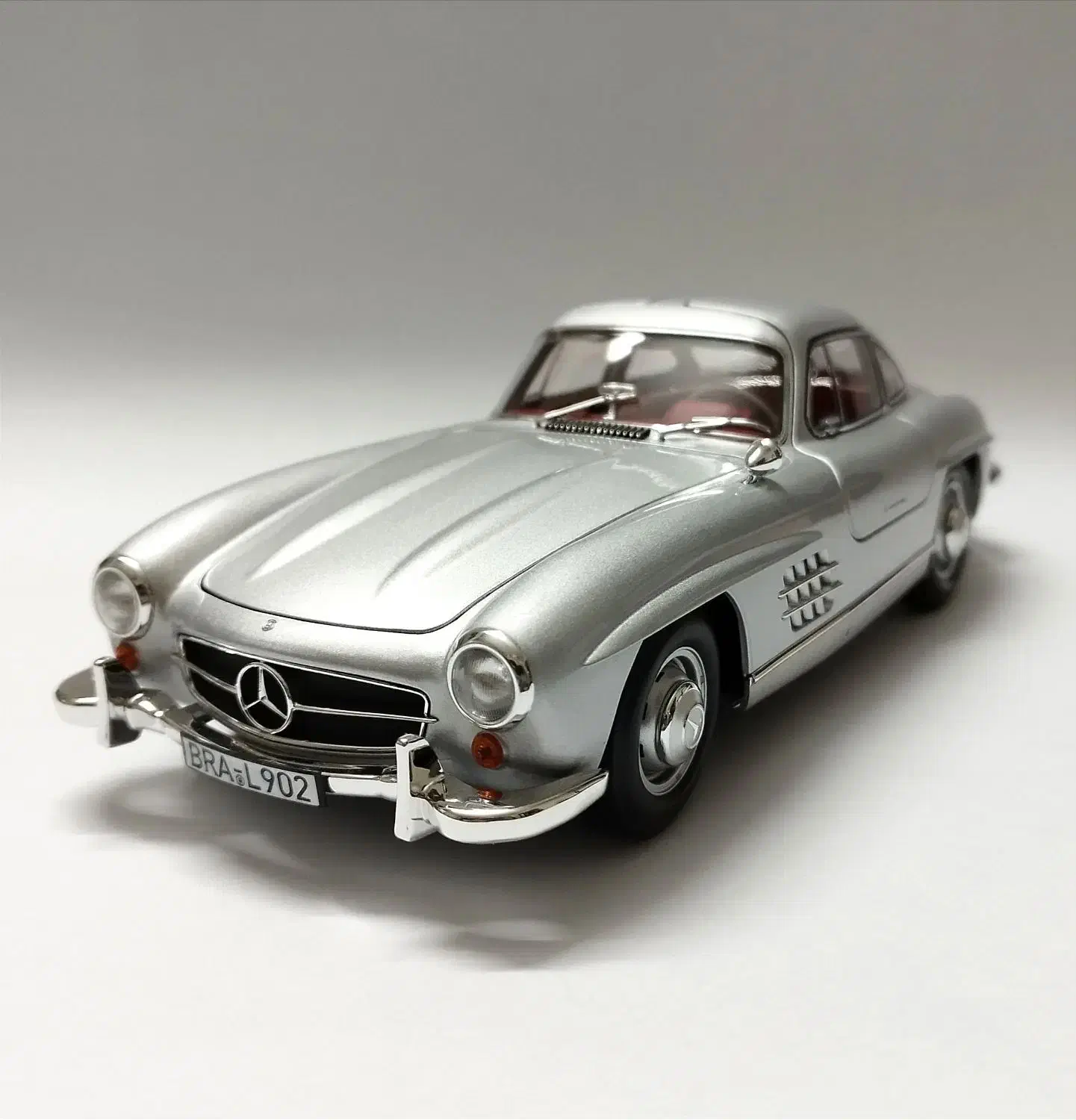 ماکت mercedes Benz 300slمقیاس 1/18|اسباب‌‌بازی|تهران, آرژانتین|دیوار