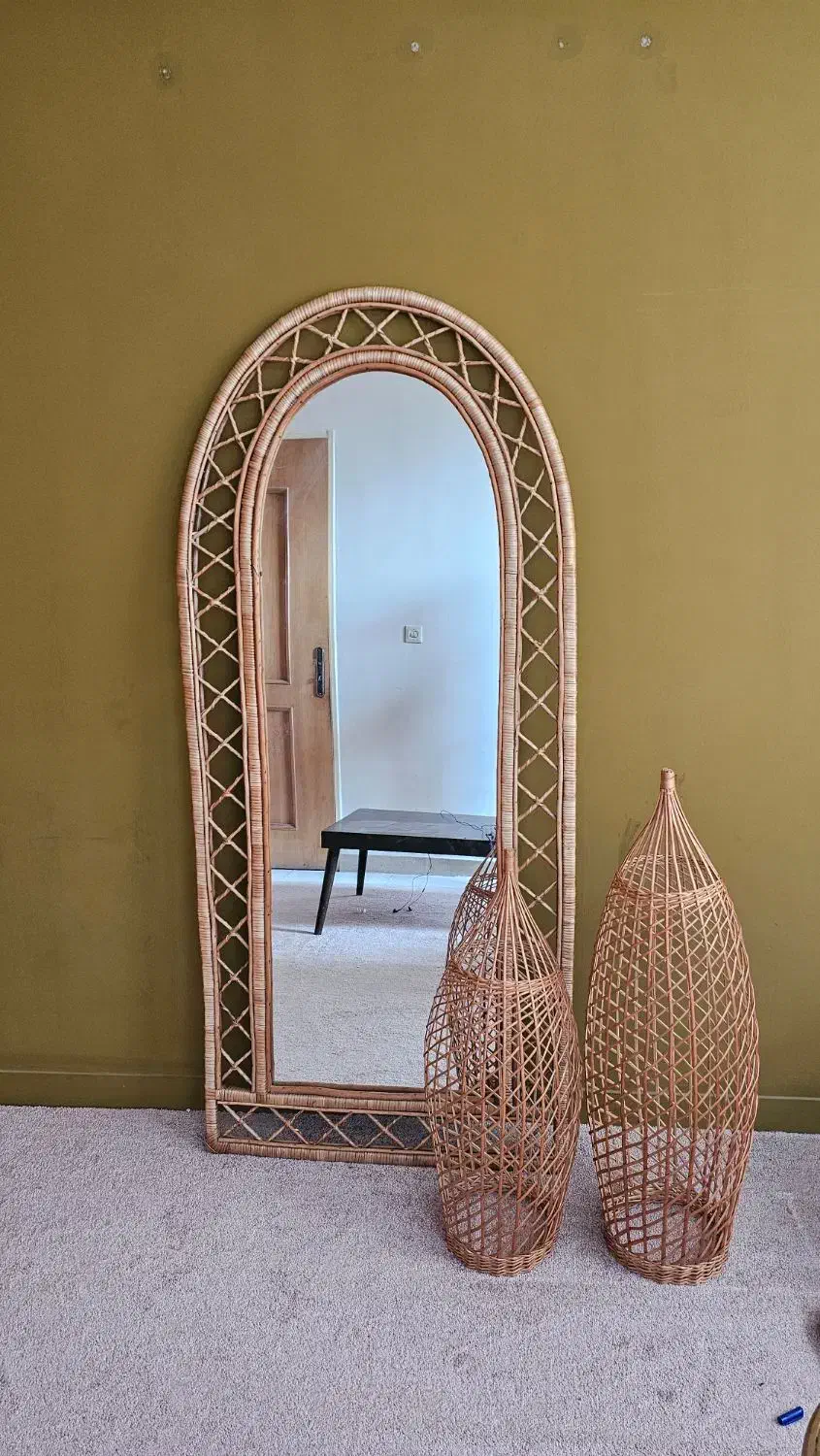 آینه چوبی حصیری|صنایع دستی و سایر لوازم تزئینی|اصفهان, باغ فدک|دیوار