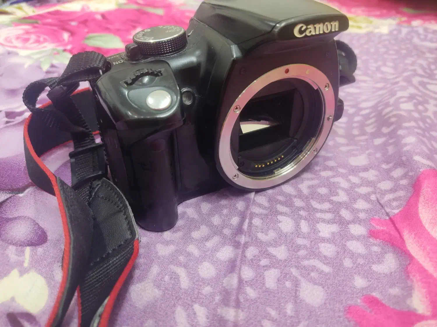 دوربین عکاسی d350|دوربین عکاسی و فیلم‌برداری|قم, پردیسان|دیوار