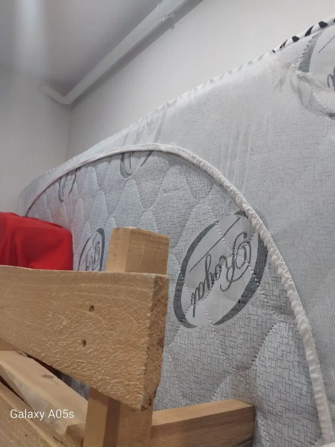 تشک خوش خواب درحد نو ۱۸۰ در ۲|تخت و سرویس خواب|همدان, |دیوار