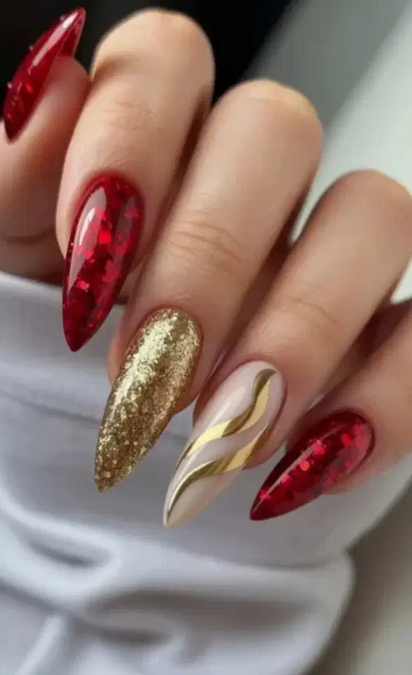 کاشت تخصصی ناخن|خدمات آرایشگری و زیبایی|پرند, فاز ۲|دیوار