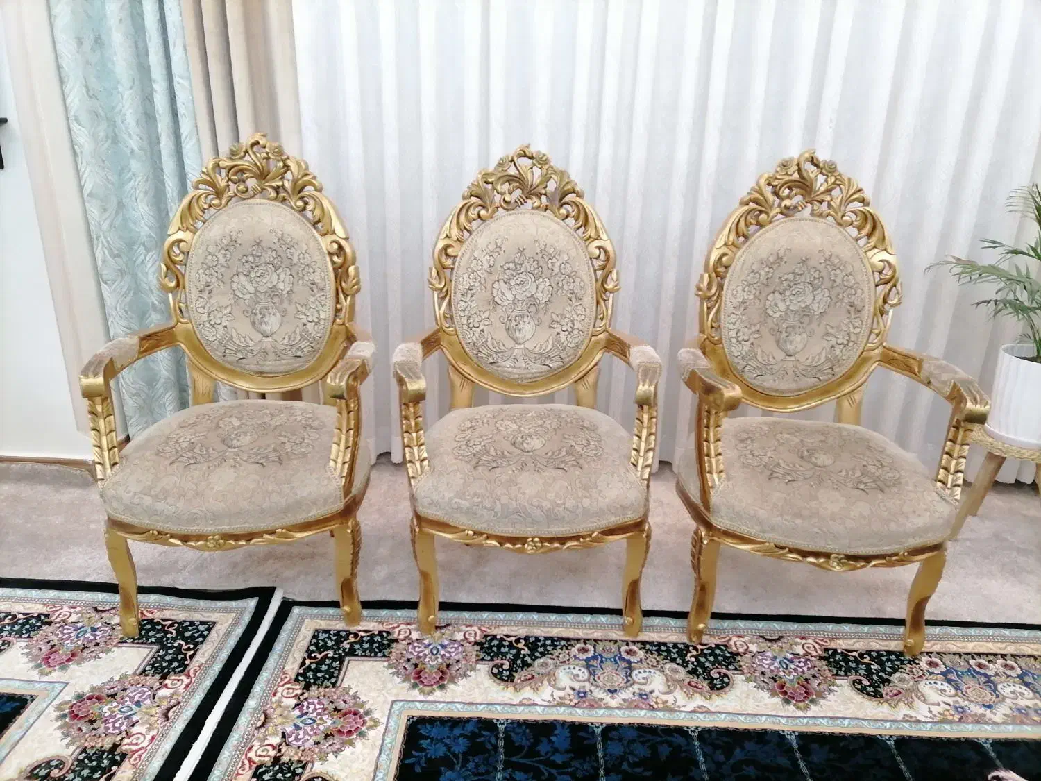 مبل 9 نفره سلطنتی|مبلمان خانگی و میز عسلی|قرچک, مهدیه|دیوار